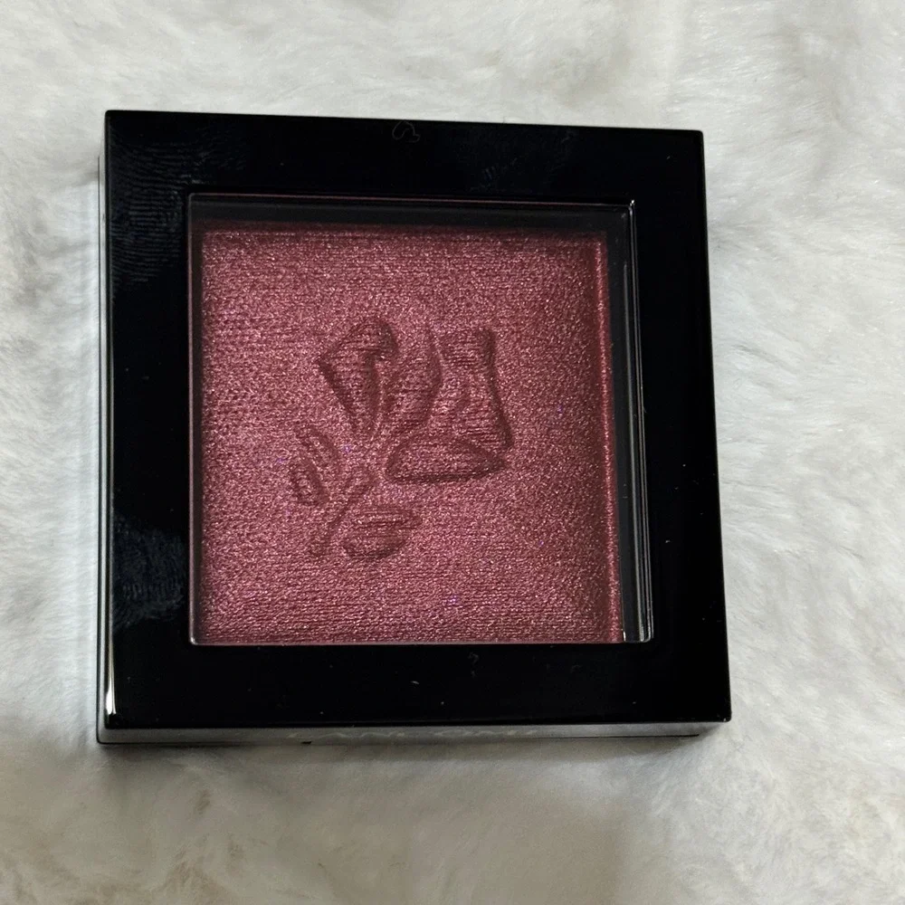Lancome Le Monochromatique Haute Couture Eyes Cheeks‎ Lips Multi-Use Color 3.8g